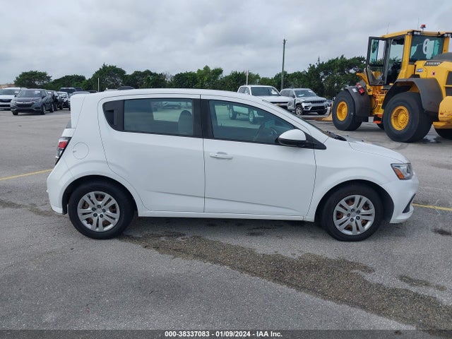Chevrolet Sonic Lt Auto 2019 1G1JG6SB3K4137939 Image 13
