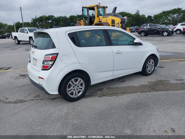 Chevrolet Sonic Lt Auto 2019 1G1JG6SB3K4137939 Image 4
