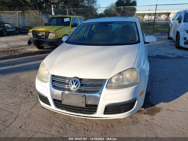 2005 VOLKSWAGEN JETTA 2.5 VIN: 3VWSG71K25M635638