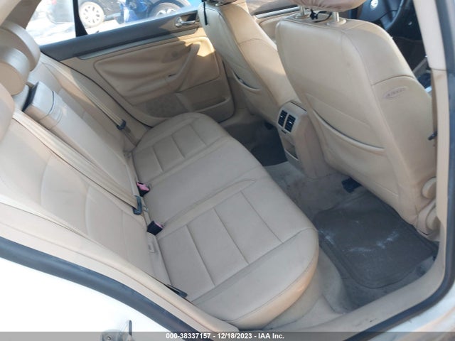 2005 VOLKSWAGEN JETTA 2.5 VIN: 3VWSG71K25M635638