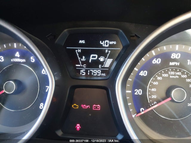 2015 HYUNDAI ELANTRA SE VIN: 5NPDH4AE9FH579562