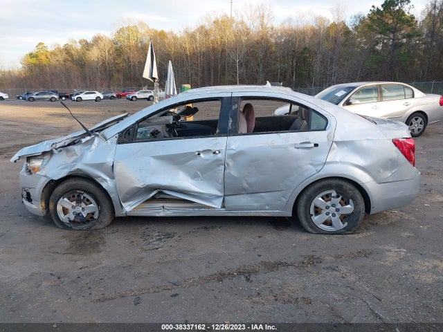 Chevrolet Sonic Ls Auto 2016 1G1JA5SH6G4181571 Image 13