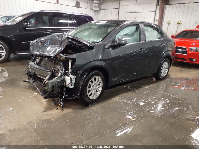 Chevrolet Sonic Lt Auto 2017 1G1JD5SH3H4115777 Image 2