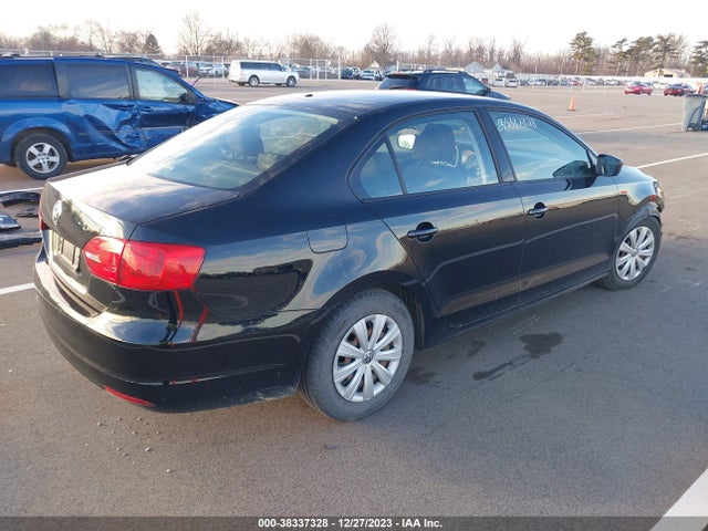 3VW2K7AJ6EM369871 Volkswagen Jetta 2.0l S