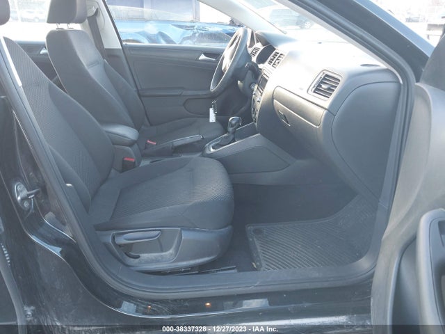 3VW2K7AJ6EM369871 Volkswagen Jetta 2.0l S