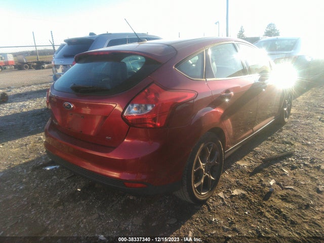 2013 FORD FOCUS SE VIN: 1FADP3K29DL368555