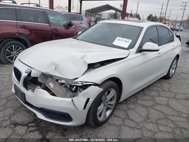 BMW 330I 2017 WBA8B9G55HNU09402 Image 2