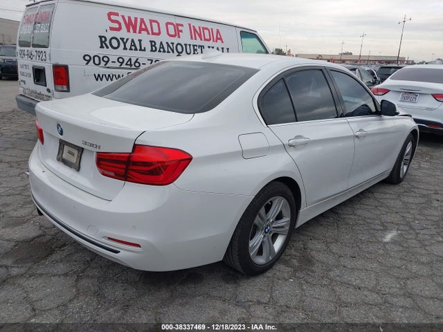 BMW 330I 2017 WBA8B9G55HNU09402 Image 4