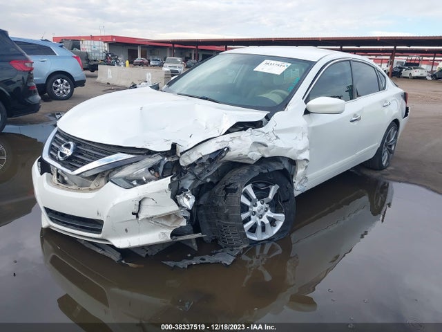 Nissan Altima 2.5 S 2016 1N4AL3AP4GN330025 Image 2
