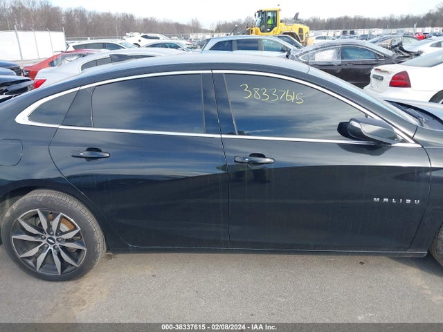 Chevrolet MALIBU LT 2018 1G1ZD5ST4JF276365 Image 13