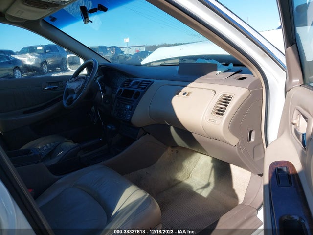 2000 HONDA ACCORD 2.3 EX VIN: 1HGCG5662YA098845