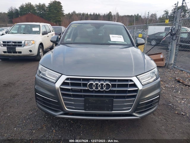 WA1ANAFY2L2003302 Audi Q5 Premium 45 Tfsi Quattro S Tronic/titanium Premium 45 Tfsi Quattro S Tronic