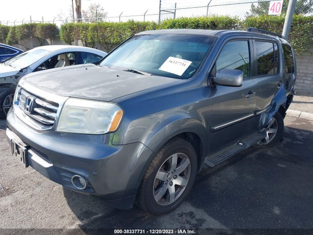 2012 HONDA PILOT TOURING VIN: 5FNYF4H97CB028895
