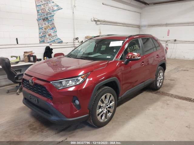 Toyota Rav4 Xle Premium 2019 2T3A1RFV7KC021940 Image 2