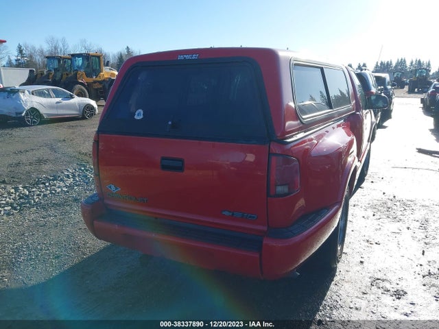2000 CHEVROLET S-10 LS VIN: 1GCCS1441Y8153171