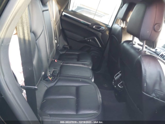 2017 PORSCHE CAYENNE WP1AA2A26HKA82554 Photo 7