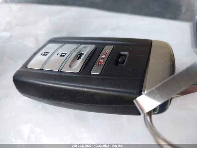 19UUB1F33JA009209 Acura TLX
