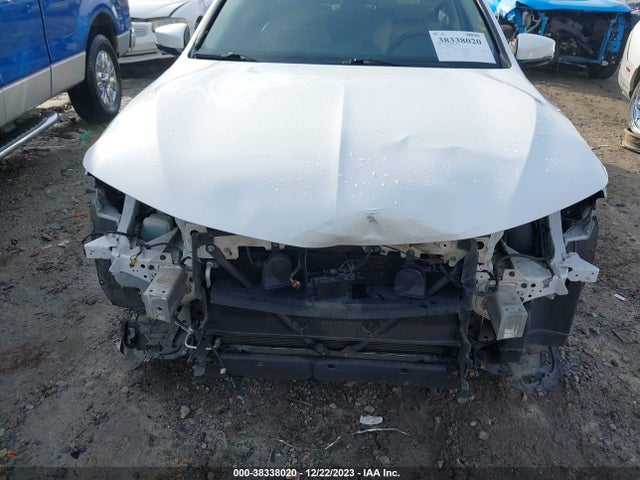 19UUB1F33JA009209 Acura TLX
