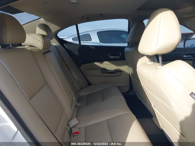 19UUB1F33JA009209 Acura TLX