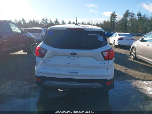 1FMCU9GD8KUB15158 Ford ESCAPE SE