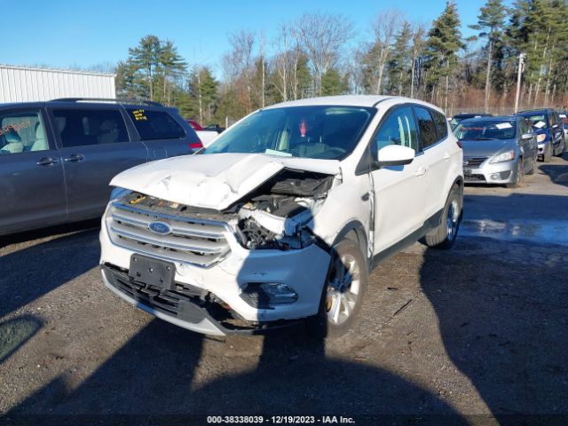 1FMCU9GD8KUB15158 Ford ESCAPE SE