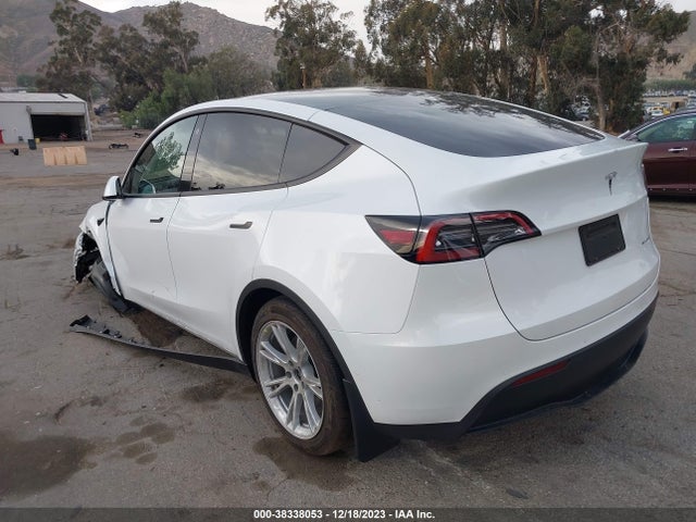 2022 TESLA MODEL Y 7SAYGDEE2NF459441 Photo 2