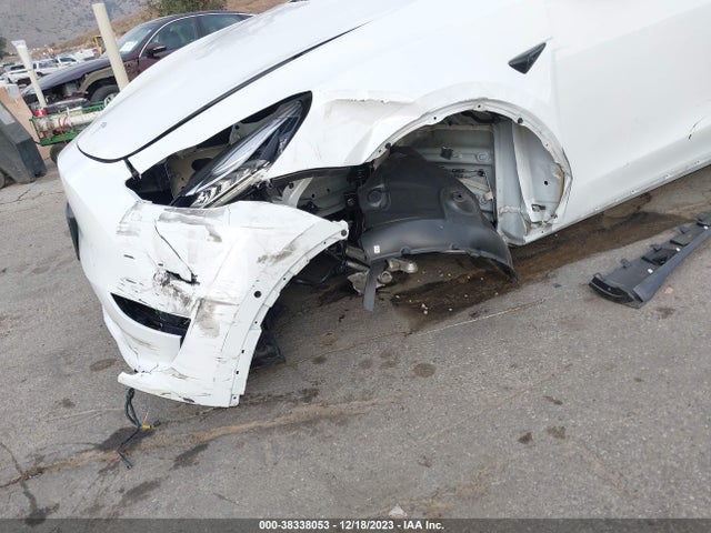 2022 TESLA MODEL Y 7SAYGDEE2NF459441 Photo 5