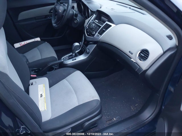 2011 CHEVROLET CRUZE LS VIN: 1G1PC5SH6B7137453