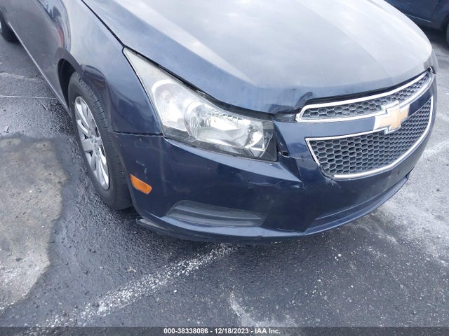 2011 CHEVROLET CRUZE LS VIN: 1G1PC5SH6B7137453