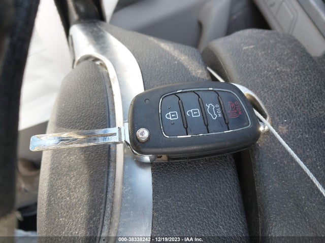 Hyundai SONATA SE 2019 5NPE24AF1KH779778 Image 11