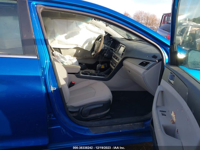Hyundai SONATA SE 2019 5NPE24AF1KH779778 Image 5