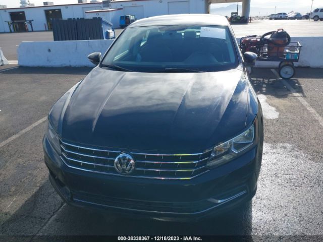 1VWAT7A31HC012050 Volkswagen Passat 1.8t S