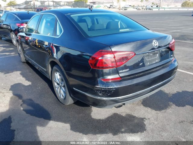 1VWAT7A31HC012050 Volkswagen Passat 1.8t S