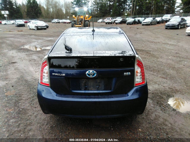Toyota Prius Four 2015 JTDKN3DU9F0418543 Image 17