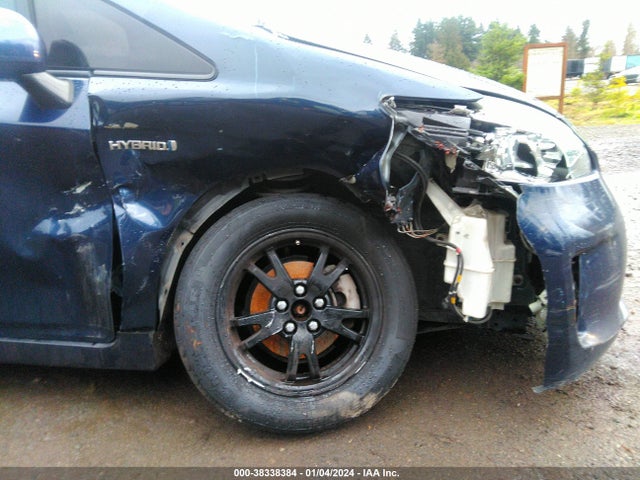 Toyota Prius Four 2015 JTDKN3DU9F0418543 Image 6