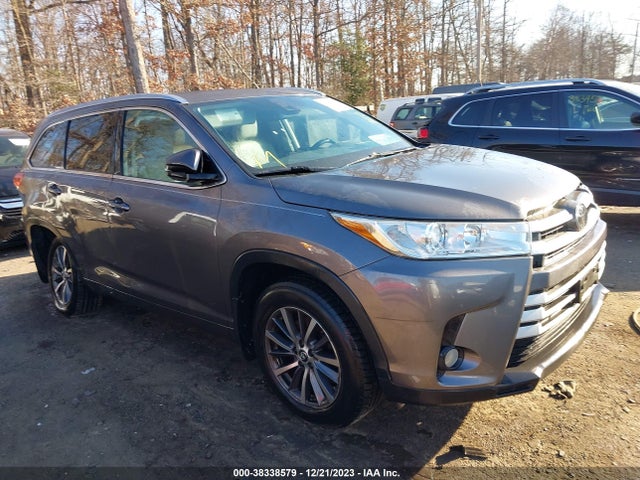 Toyota Highlander Xle 2018 5TDJZRFH6JS528085 главное изображение
