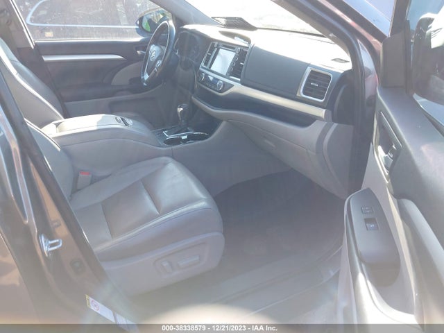 Toyota Highlander Xle 2018 5TDJZRFH6JS528085 Image 5