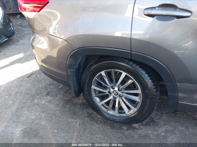 Toyota Highlander Xle 2018 5TDJZRFH6JS528085 Image 6