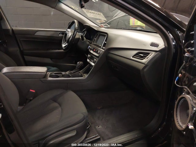 2019 HYUNDAI SONATA SEL VIN: 5NPE34AF2KH815054