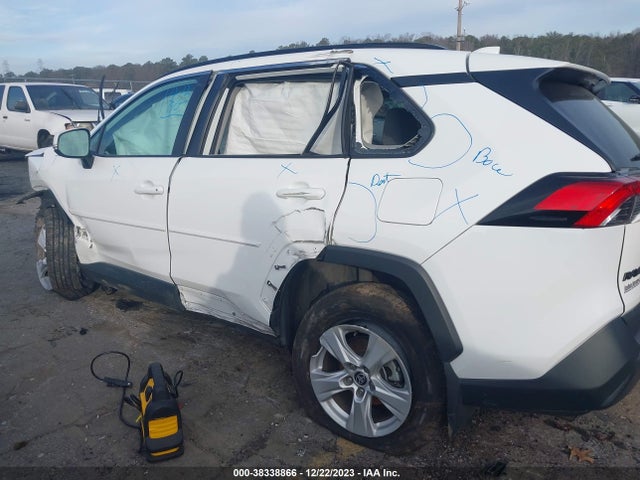 2021 TOYOTA RAV4 XLE VIN: 2T3W1RFV7MW167620