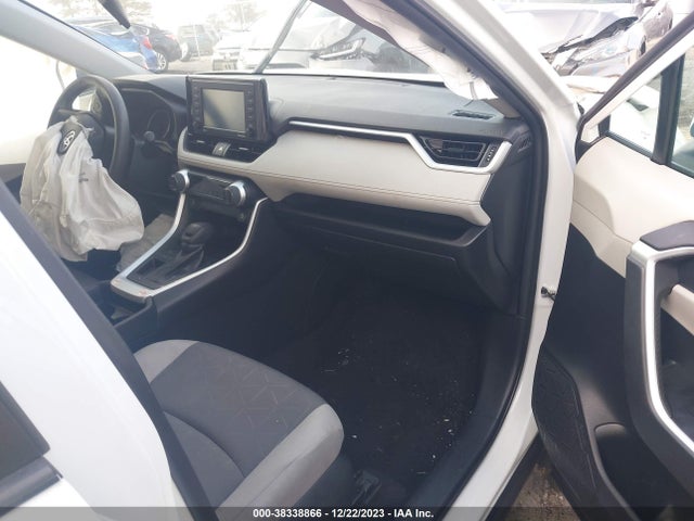 2021 TOYOTA RAV4 XLE VIN: 2T3W1RFV7MW167620