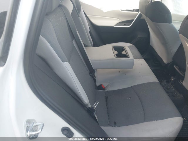 2021 TOYOTA RAV4 XLE VIN: 2T3W1RFV7MW167620