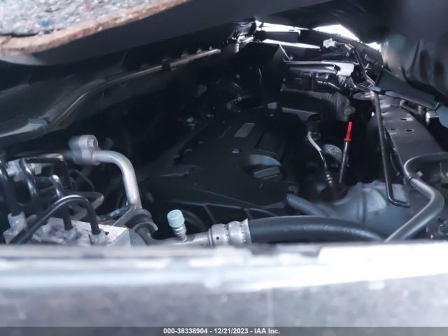 2HKRM4H38GH643503 Honda CR-V LX