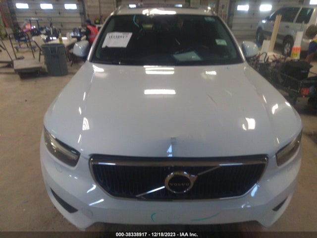 Volvo Xc40 T4 Momentum 2022 YV4AC2HK3N2666372 Image 12