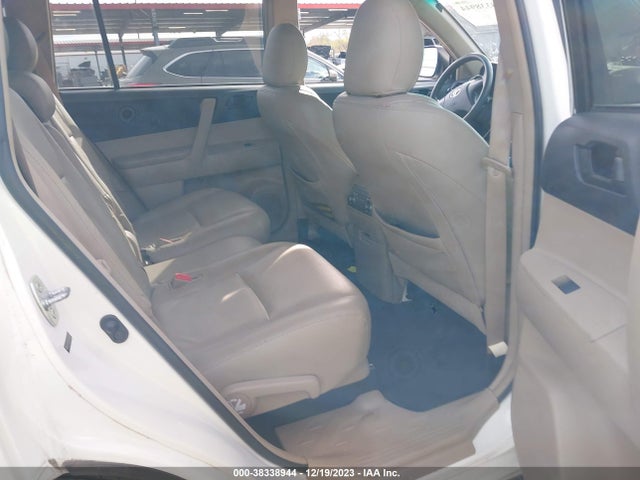 2011 TOYOTA HIGHLANDER BASE V6 VIN: 5TDZK3EH8BS046662