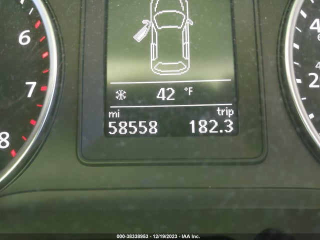 2017 VOLKSWAGEN TIGUAN 2.0T WOLFSBURG EDITION VIN: WVGSV7AX4HK031293