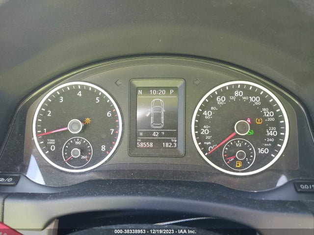 2017 VOLKSWAGEN TIGUAN 2.0T WOLFSBURG EDITION VIN: WVGSV7AX4HK031293