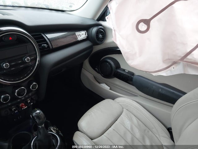 2016 MINI HARDTOP WMWXP7C59G3B92876 Photo 4