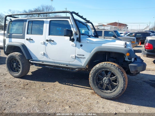 2014 JEEP WRANGLER UNLIMITED SPORT VIN: 1C4BJWDG2EL260731