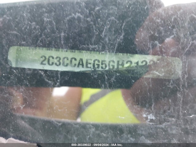 2C3CCAEG5GH212225 Chrysler 300 300c